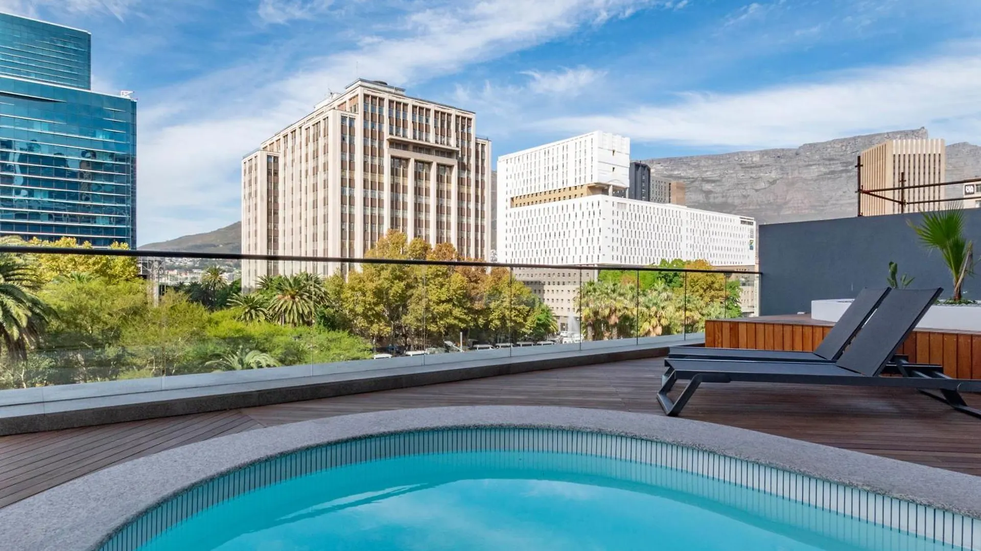 Zeeland Pier Aparthotel By Totalstay Cape Town